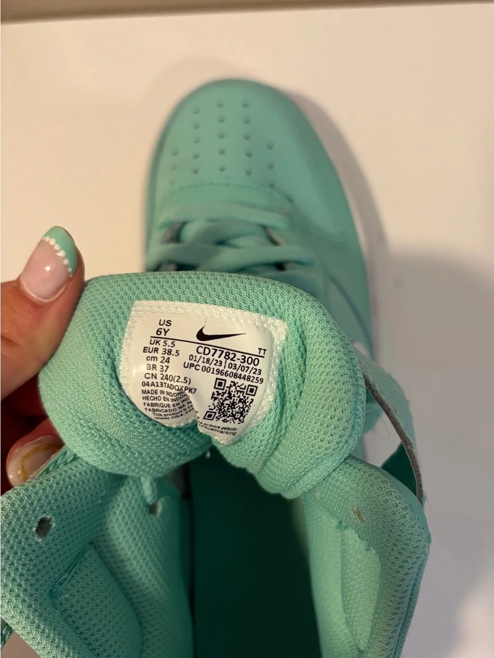 Nike Court Borough Mid 2 “Emerald Rise/White”